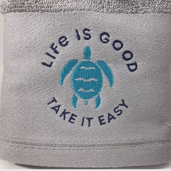 NWT Life Is Good Sea Turtle 2 Embroidery Take It Easy Bathroom Hand Towel Cotton - Picture 3 of 3